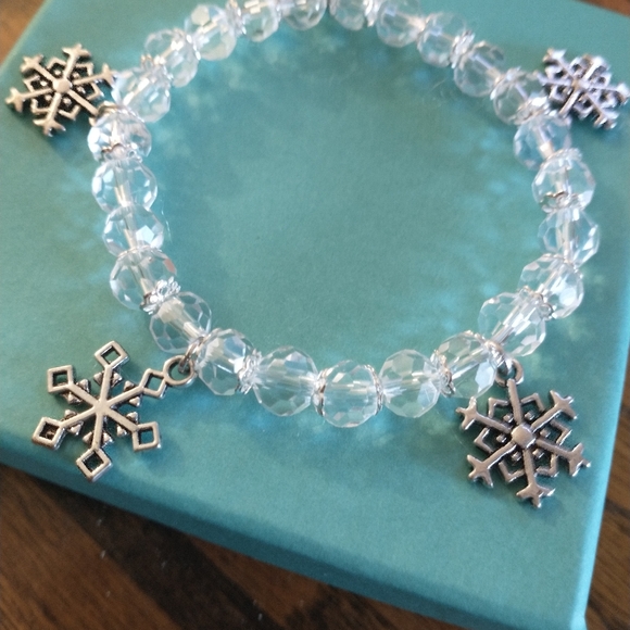 Jewelry - Bracelet